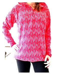 Columbia women large modern fleece like new